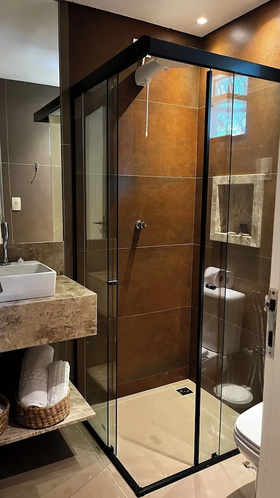 جناح بريميوم بسرير كينج بإطلالة جزئية على البحر، Hotel Da Pipa 8/9