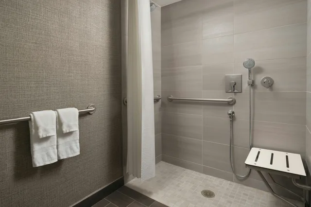 غرفة بسرير كينج، Warner Center Marriott Woodland Hills 7/8