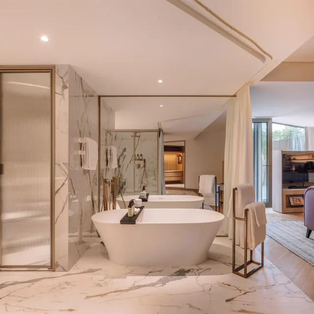 Extra Me, Junior Suite, Terrace، ME Lisbon 4/7