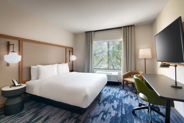 غرفة بسرير كينج، Fairfield Inn & Suites Salt Lake City Cottonwood 1/3