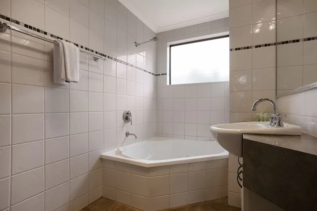 1 Bedroom, Spa, Apartment, Queen Bed، Sea Foam Villas 2/2
