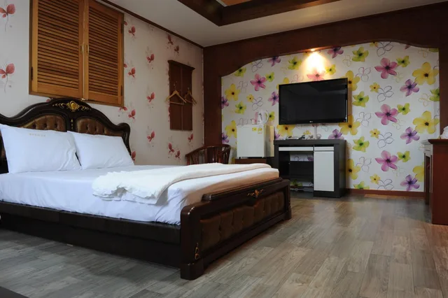 غرفة قياسية بسرير مزدوج، Galleria Hotel 8/10