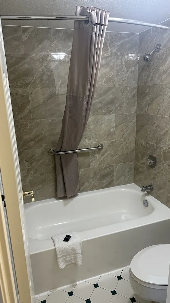غرفة ديلوكس بسرير كينج، Motel6 Beaumont, TX 9/10