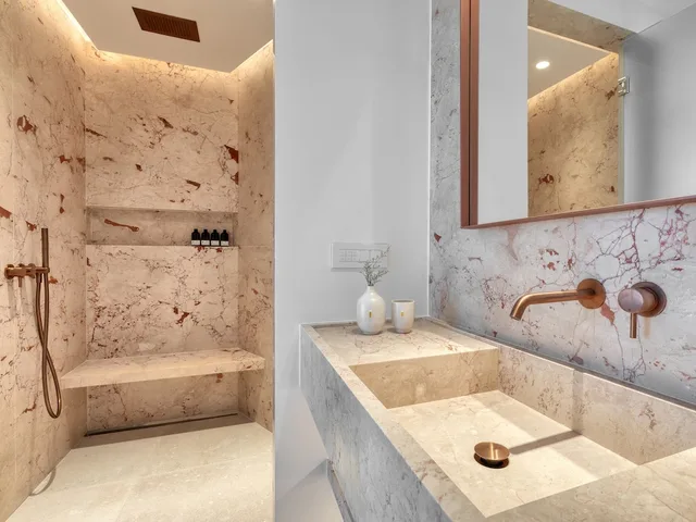 1 Bedroom, Suite, King Bed, Sofa, with Pool، Cali Mykonos 9/9