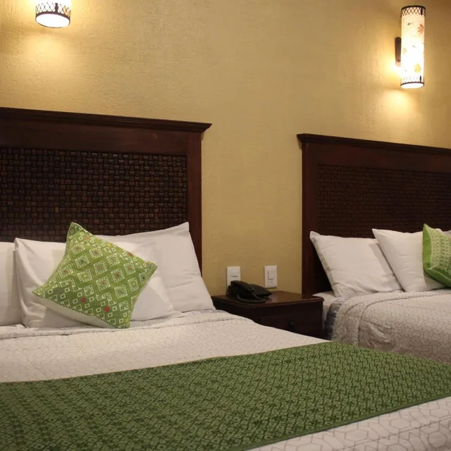 غرفة عائلية، Hotel Na'lum 5/10