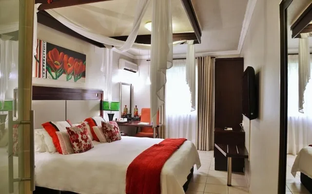 غرفة عائلية، Bon Hotel Empangeni 3/5