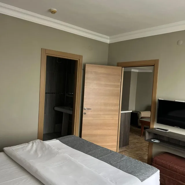جناح سوبيريور، Grand Park Hotel Corlu 4/6