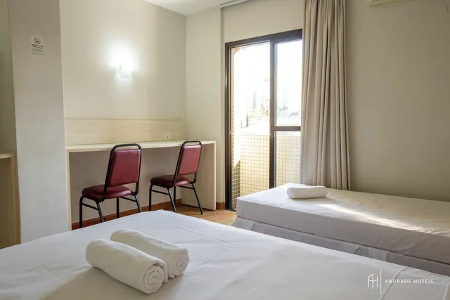 غرفة قياسية ثلاثية بسرير مزدوج وسرير فردي، Rede Andrade Vernon Hotel 6/8