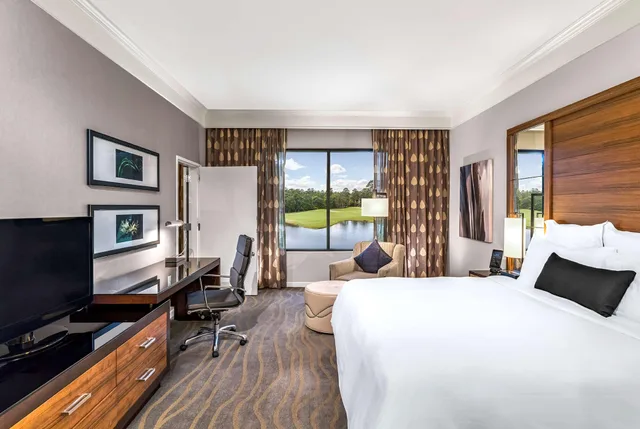 Grand, Suite, The Woodlands Resort, Curio Collection by Hilton 1/4