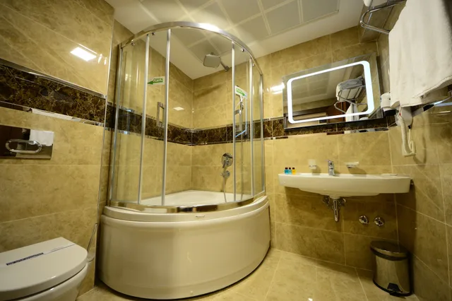 غرفة ثلاثية بثلاثة أسرّة، Grand Bazaar Hotel 3/3