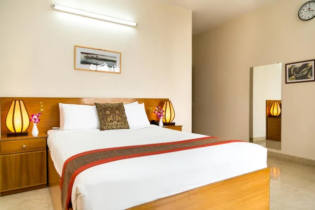 Super Deluxe Double Room, Dhaka Golden Inn 1/1