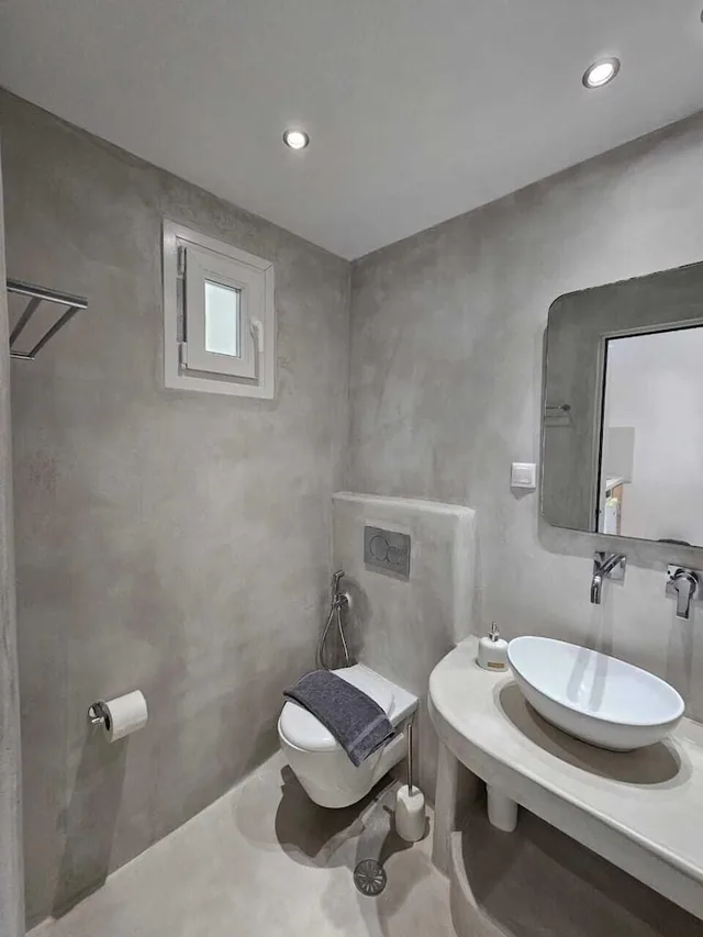 غرفة سوبيريور بسرير كوين بإطلالة على البحر بغرفة نوم واحدة، Coralli Beach Apartments 3/5