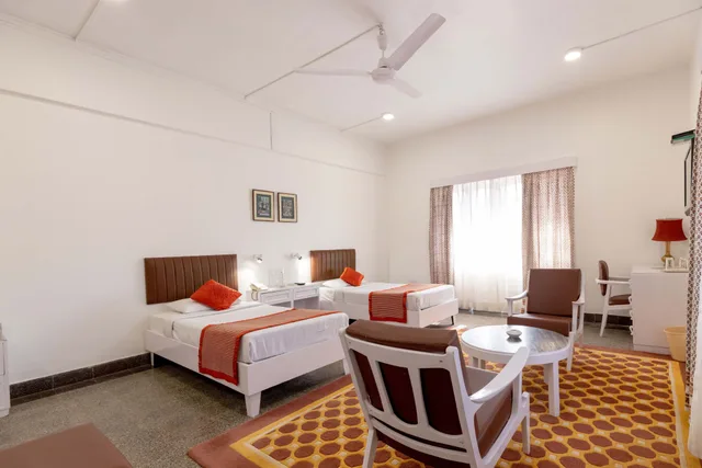غرفة قياسية مفردة، West End Hotel 1/5