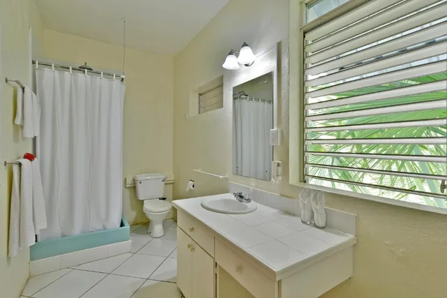 1 Bedroom, Apartment, Coconut Court Beach Hotel 8/9
