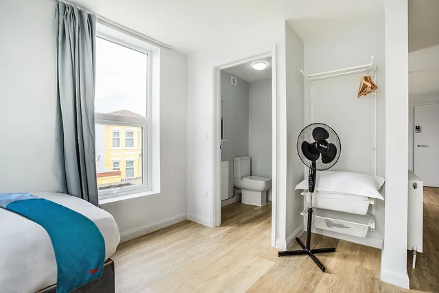 شقة سوبيريور ثلاثية بسريرين منفصلين مع أريكة، Oyo Studiotel Great Yarmouth 2/3