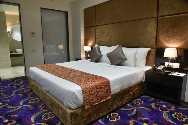 جناح، Pride Hotel And Convention Centre 4/4