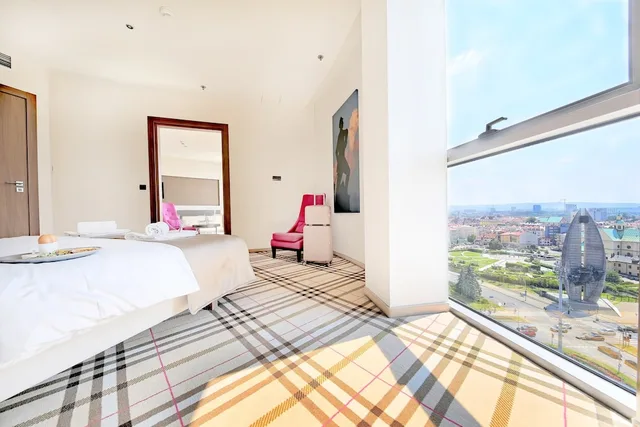 غرفة ديلوكس بسرير مزدوج أو سريرين منفصلين، Hotel Rzeszaw 1/6