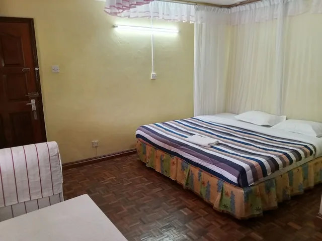غرفة ديلوكس مفردة بسرير كوين، Classic Guest Home 1/4