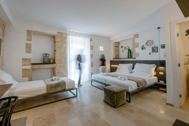 غرفة سوبيريور ثلاثية بسرير كوين وسرير فردي، Ibla Rooms 2/4