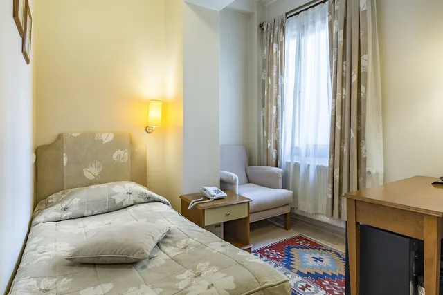 غرفة مفردة، Hotel Fehmi Bey 6/7