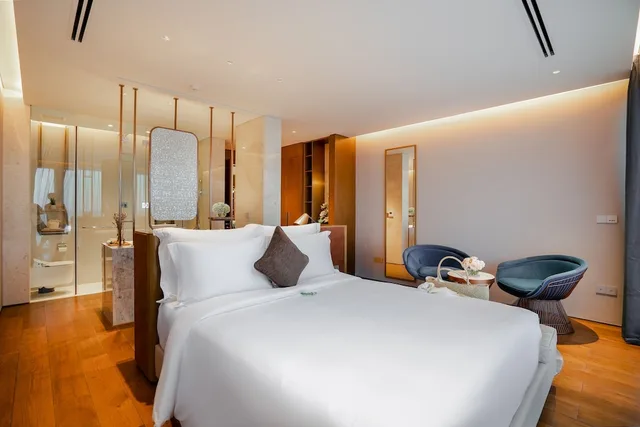 Pool, 6 Bedrooms, Villa, 6 King Beds, Beach Front، The Five Villas & Resort Quangnam - Danang 3/10