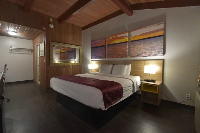 غرفة قياسية بسرير كينج، Days Inn by Wyndham West Allis/Milwaukee 2/4