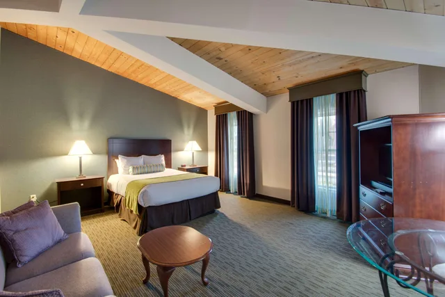 جناح بغرفتي نوم، Best Western Plus The Inn At Hampton 3/4