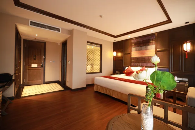 Senior, King Bed, City View، Lotus Aroma Sapa Hotel 3/5