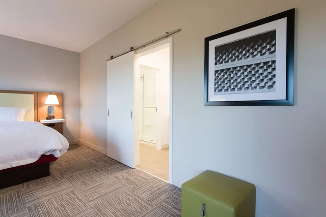Studio, Suite, King Bed, Sofa, Hampton Inn & Suites Fayetteville 5/10
