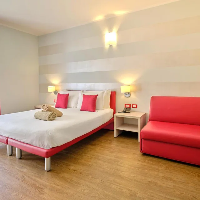 غرفة ديلوكس بسرير مزدوج أو سريرين منفصلين، HOTEL EDEN GARDA 4/10