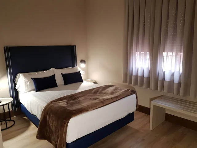 غرفة قياسية مفردة بسرير مزدوج، Maria Cristina Hotel 1/3