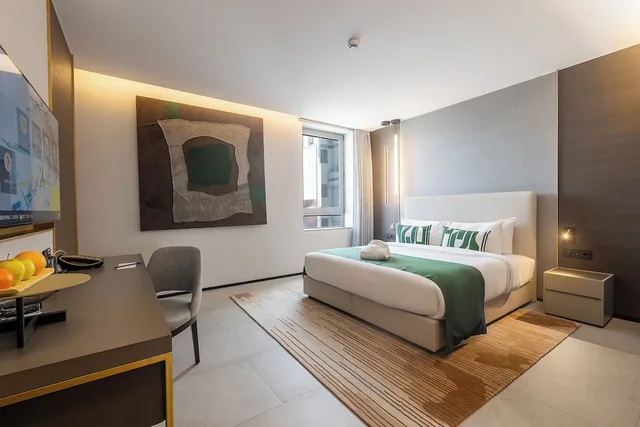 Presidential, Suite, 2 King Beds, Lagoon View، Noom Hotel Abidjan 3/6
