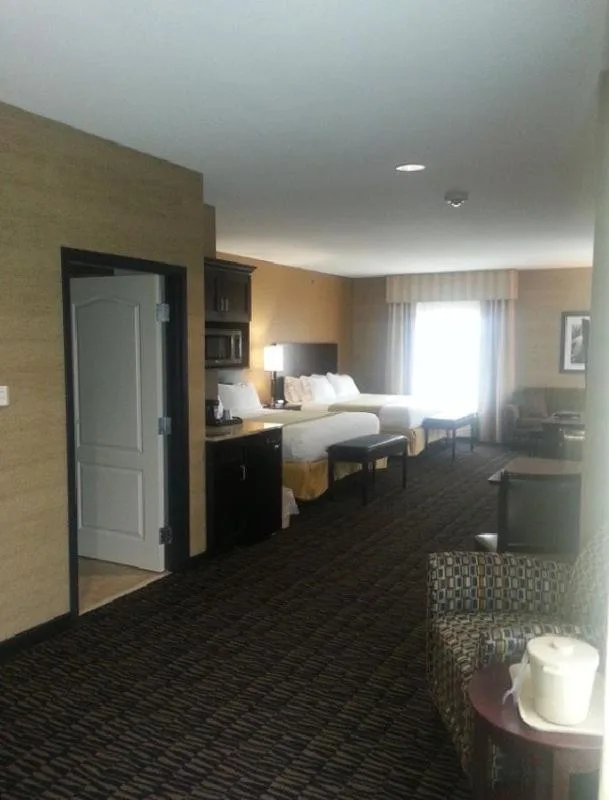 جناح تنفيذي بسرير كينج، Holiday Inn Express Hotel And Suites Arkadelphia Caddo Valley 3/3