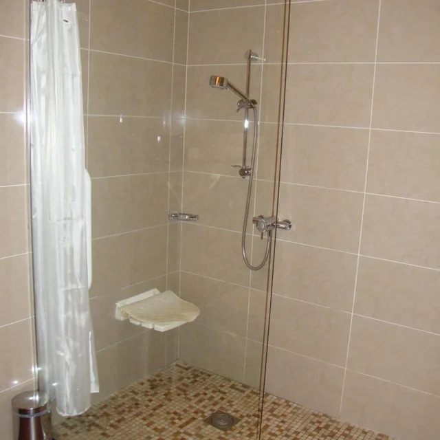 غرفة مفردة، ARD RI HOUSE 7/7