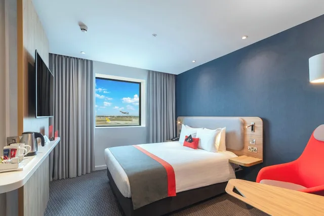 غرفة قياسية بسرير فردي، HOLIDAY INN EXPRESS LONDON HEATHROW T4 5/8