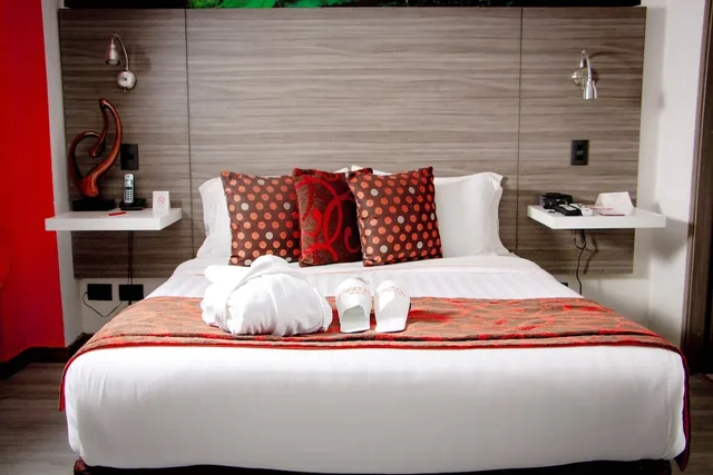 جناح بسرير كوين بشرفة، Isa Victory Hotel Boutique 2/4