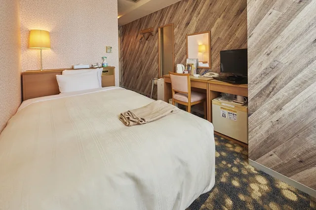 غرفة ديلوكس مفردة بسرير مزدوج للمدخنين، Annex Royal Hotel 1/1