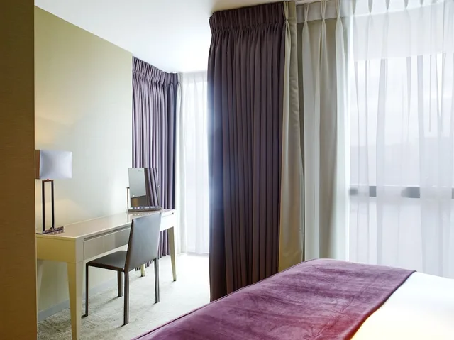 شقة بإطلالة على النهر بغرفتي نوم، Cheval Three Quays 2/3