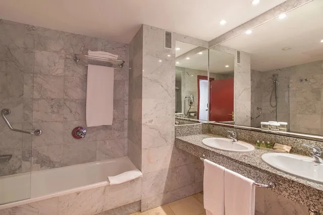 Suite, Twin Beds, Sofa, Cleopatra Palace Hotel 3/4