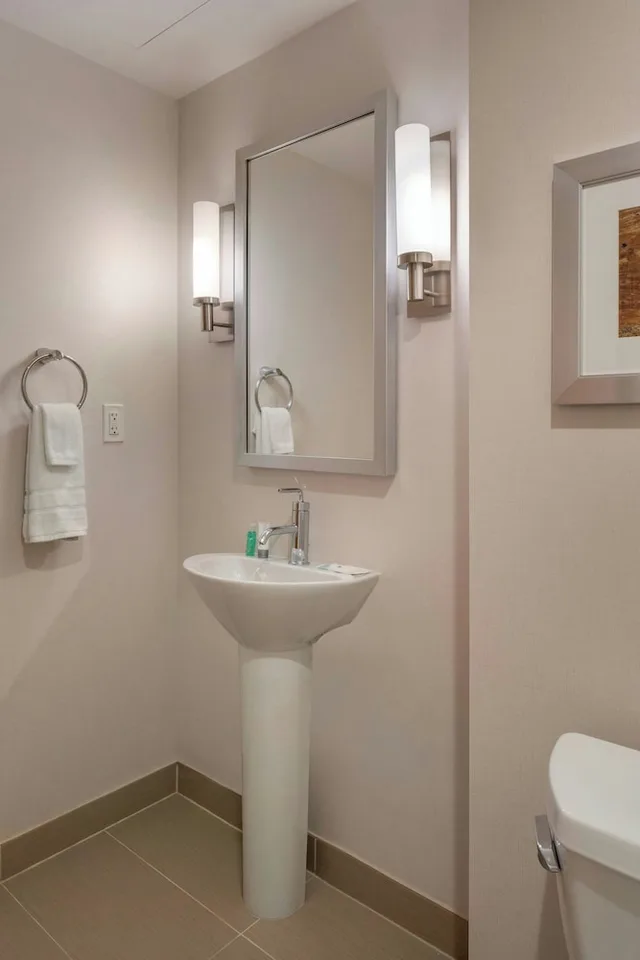 1 Bedroom, Executive, Suite, King Bed, Accessible, The Westin Denver International Airport 3/4