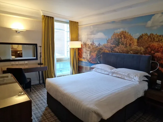 غرفة ديلوكس عائلية بسريرين مزدوجين، Millennium Hotel and Conference Centre Gloucester London 5/10