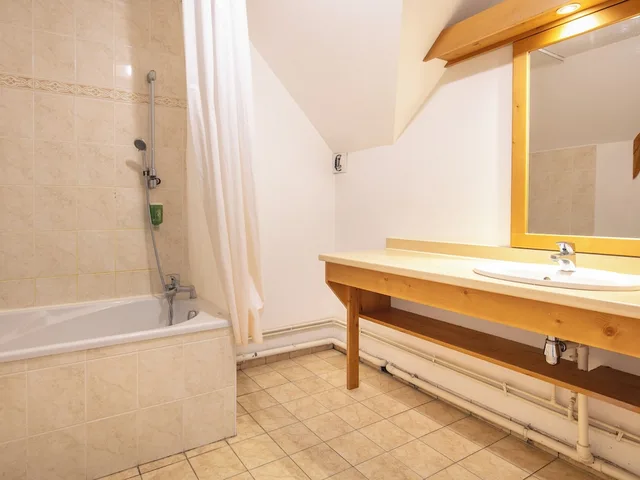4 Rooms, Apartment, Twin Beds, 2 Bunk Beds, 3 Double Beds, Sofa، Residence Le Birdie 9/10