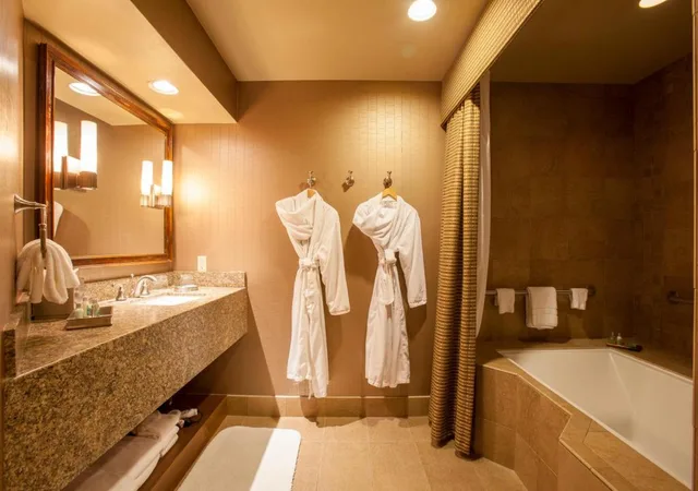 لوفت بإطلالة على الجبل، Ventana Canyon Club and Lodge 1/1