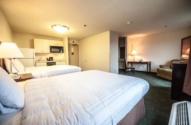 غرفة قياسية بسريرين كوين، Greystone Inn And Suites 2/2