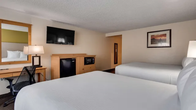 غرفة قياسية بسريرين كوين لذوي الإعاقة، Best Western Hi-Desert Inn 7/10