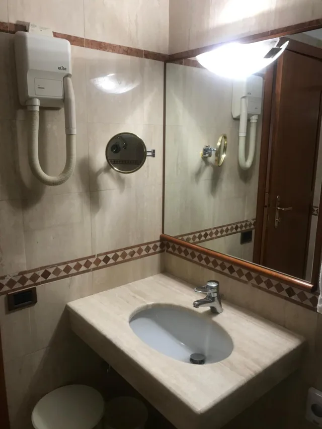 غرفة قياسية مفردة، Best Western Hotel Crystal 6/8