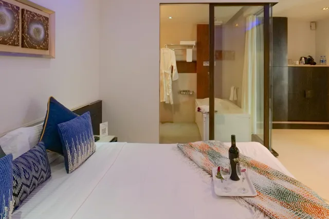 غرفة ديلوكس بسرير كوين، Estrela Do Mar Beach Resort - A Beach Property, Goa 1/1