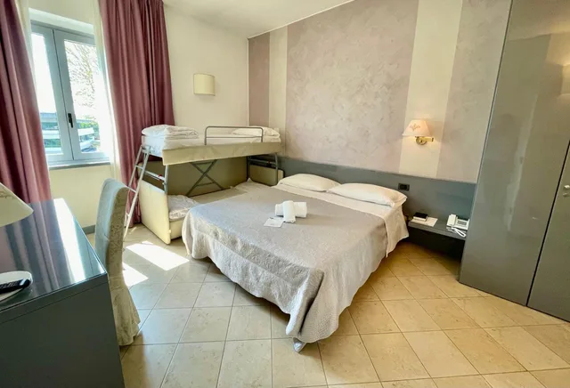 غرفة رباعية، Hotel Alfieri 3/10