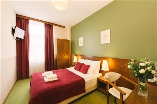 Room, Double or Twin Bed, City View, Yarden Aparthotel by Artery Hotels 1/4