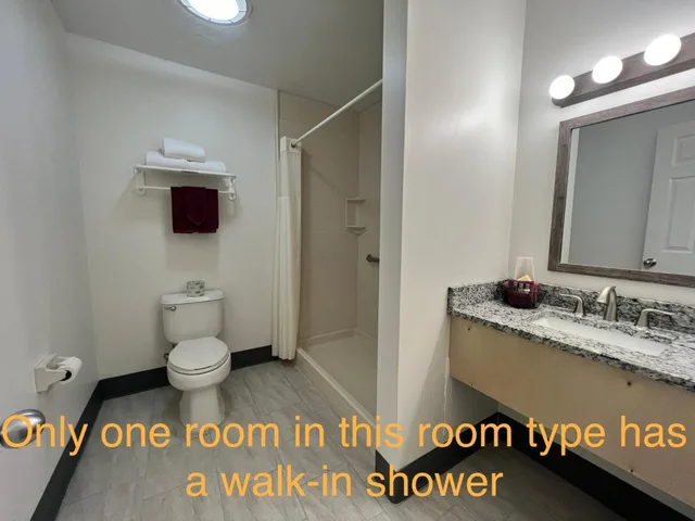 Village, 2 Double Beds, Pet Friendly، Inn at Cemetery Hill 8/9